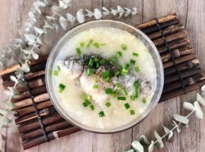 最后撒上葱花即可。