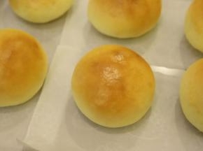 出炉马上移至晾架上。
