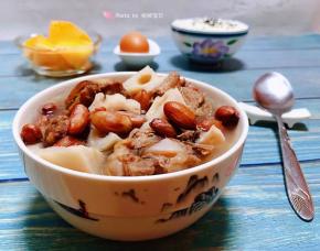 花生莲藕排骨汤的营养价值非常丰富经常食用对身体有益处