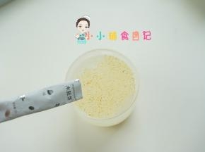 放上适量的米胚芽