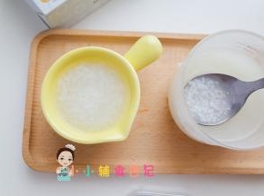 六个月以上宝宝，每吃一样新东西，需要2-3天排敏，不可以一次吃好几种新食物