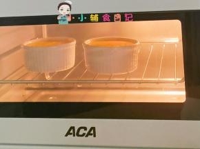 烤箱预热165度 烤10分钟