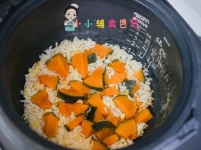 电饭锅按煮饭键煮熟备用