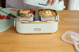 盖上盖子，插上电源，加热20分钟。