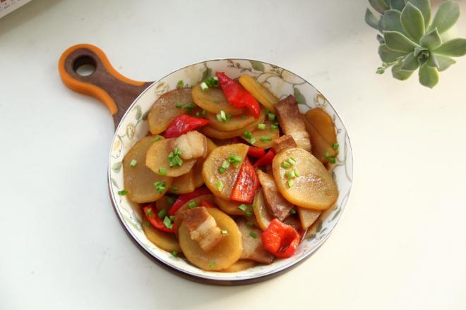 酱香土豆炒肉片