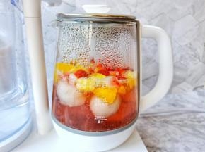 待水果茶煮好茶饮机会发出提示就可以关了。