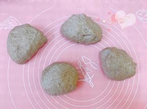 称重后平均分成4份。