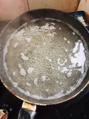 搅拌均匀，大火煮开！