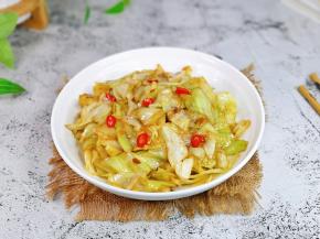 卷心菜好吃不胖又美容。