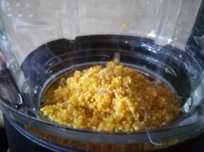 再加入清洗过的小米