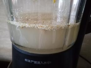 加入800ml的清水