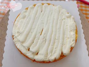 再挤上淡奶油。