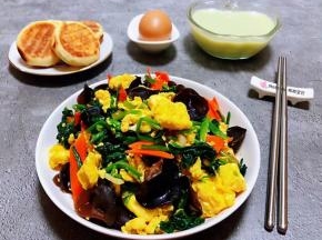 搭配喜饼、鸡蛋、豆浆一起吃营养非常丰富