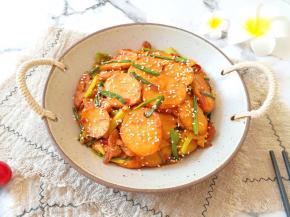 每个人都多吃了一碗饭。