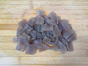 切成厚一点的小片。