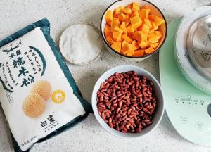 准备好所有食材。