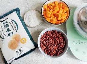 准备好所有食材。