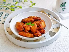 一口气吃了6个。