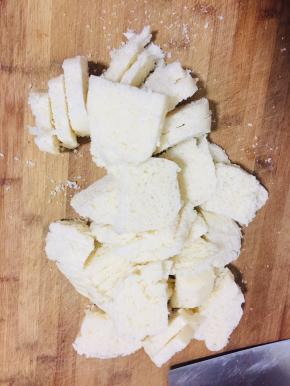 馒头切成片备用！