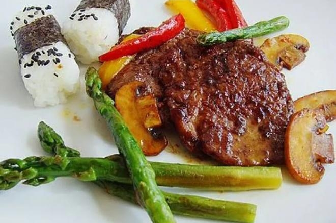 美味的托斯卡纳香煎牛排