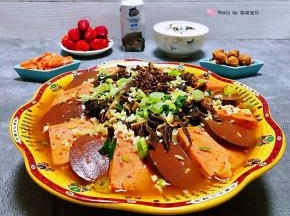 在家里面也可以吃到非常正宗美味的毛血旺哦