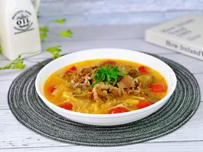 简单又好吃的酸汤肥牛卷。