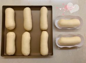 盖上保鲜膜二次发酵。