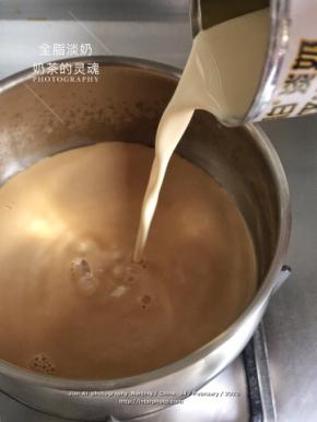 奶茶的灵魂之一淡奶。