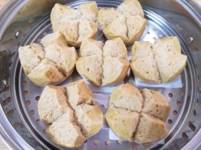 红枣红糖开花馒头出锅了。