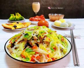 健康丰盛的早餐会让让你拥有一天的美好心情