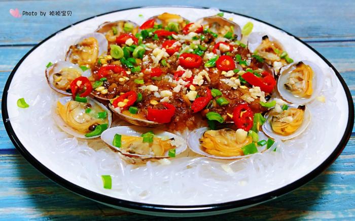 蒜蓉粉丝蒸花蛤