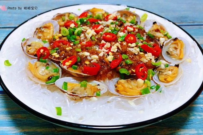 蒜蓉粉丝蒸花蛤