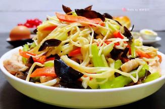 时蔬小炒方便快捷适合上班族的朋友哦