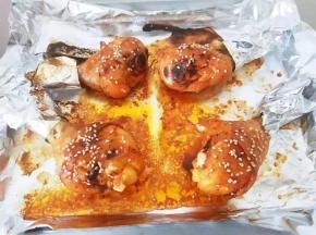 7.放入烤箱中层，上下火200度20分钟，