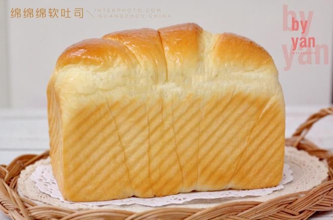 绵绵绵软吐司