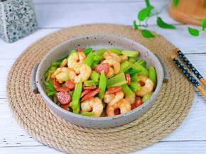 盛出装盘，即可食用。