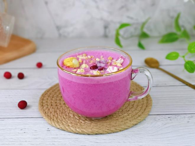 麦片火龙果奶昔