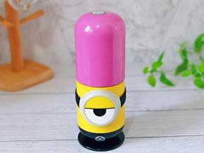 启动果汁杯，打成奶昔即可。