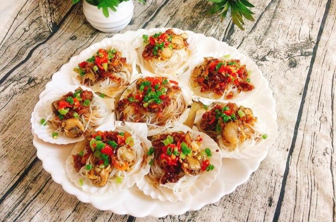 蒜蓉粉丝蒸扇贝