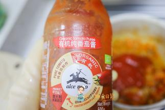 我家的是这个稀的番茄酱所以加的比较多，如果你买不到无添加番茄酱可以多加几个番茄替代