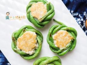 肉比较厚时间需要久一点，一定要加水，不然一直煎容易糊