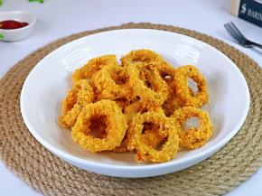 吃的时候可以蘸上自己喜欢的酱料，如:番茄酱，辣酱等都可以。