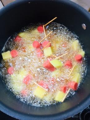 五成油温下锅炸！