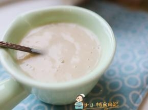 土豆、南瓜、番薯都有相同的作用可以让猪肉泥更顺滑哦