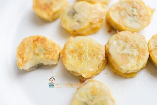 一定要小火不然一下子就煎黑了