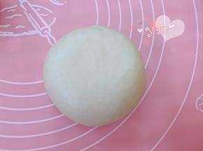 捏紧收口，底朝下。