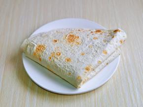 今天去买菜，看到这单饼，好看极了，买回来几张尝尝～