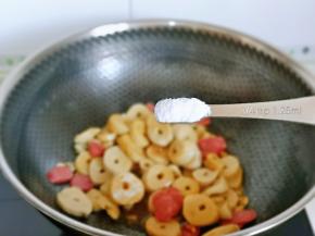 再按个人口味加入盐。