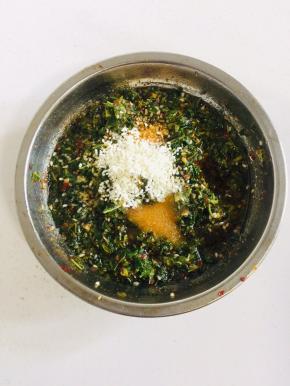 加盐，鸡精调味！