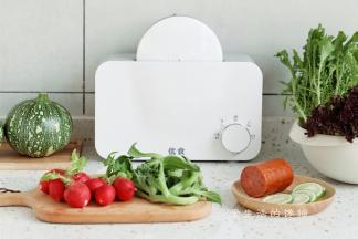 准备好食材，因为沙拉的食材基本都是生吃，所以清洗干净尤其重要，